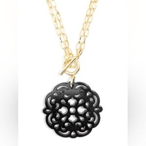 🖤 NWT ZENZII Black Allure Resin Pendant Necklace 37"